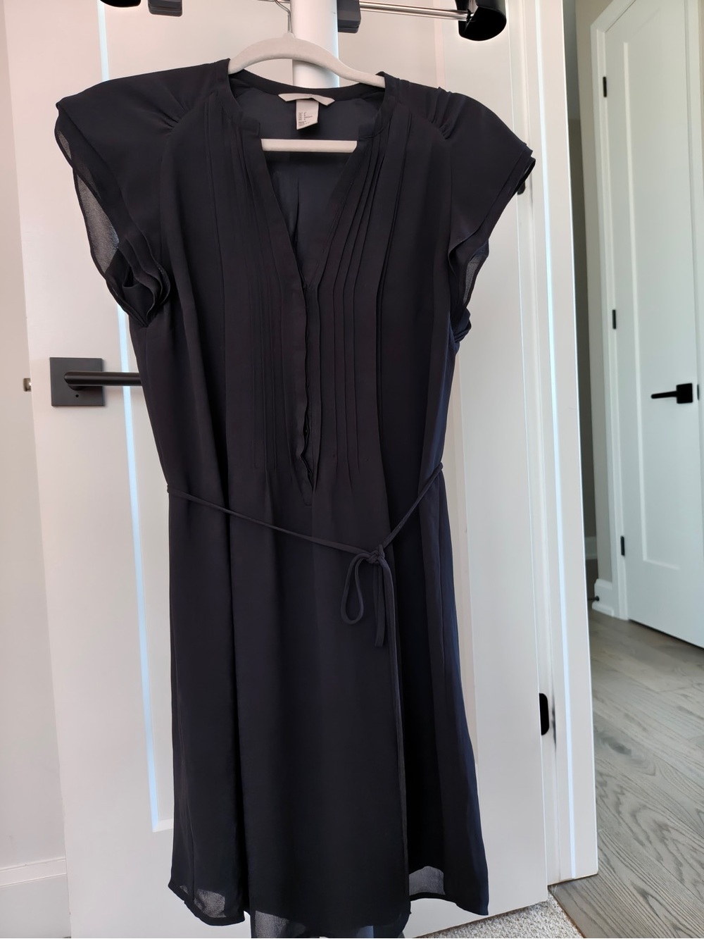 H&M Black Midi Pleated V-Neck Tie-Waist Dress